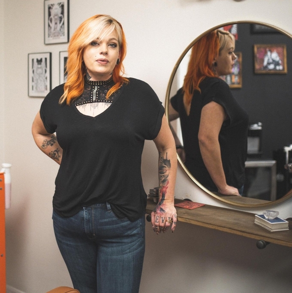 Meet your Posher, Roxie - Picture 1 of 1